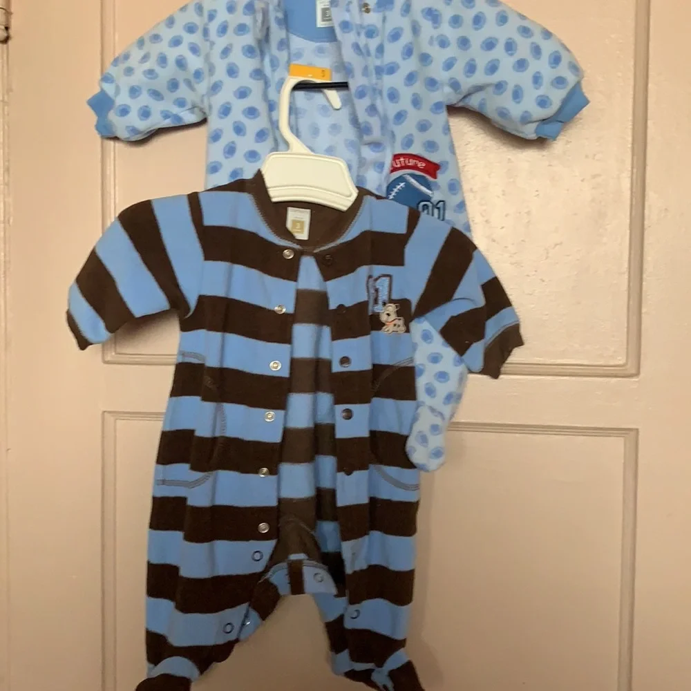 CARTER’S 3 MONTH ONCIES BUNDLE 2 NEW BLUE & BROWN